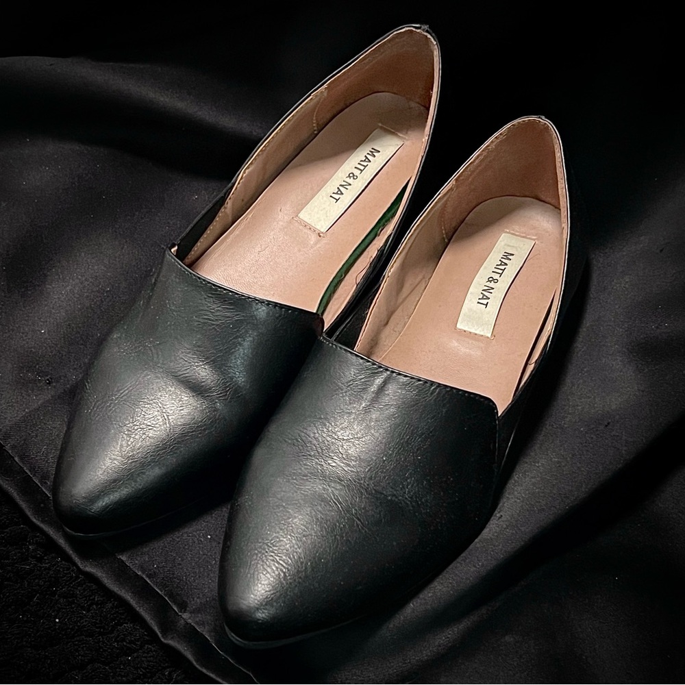 Matt & Nat black slip on flats